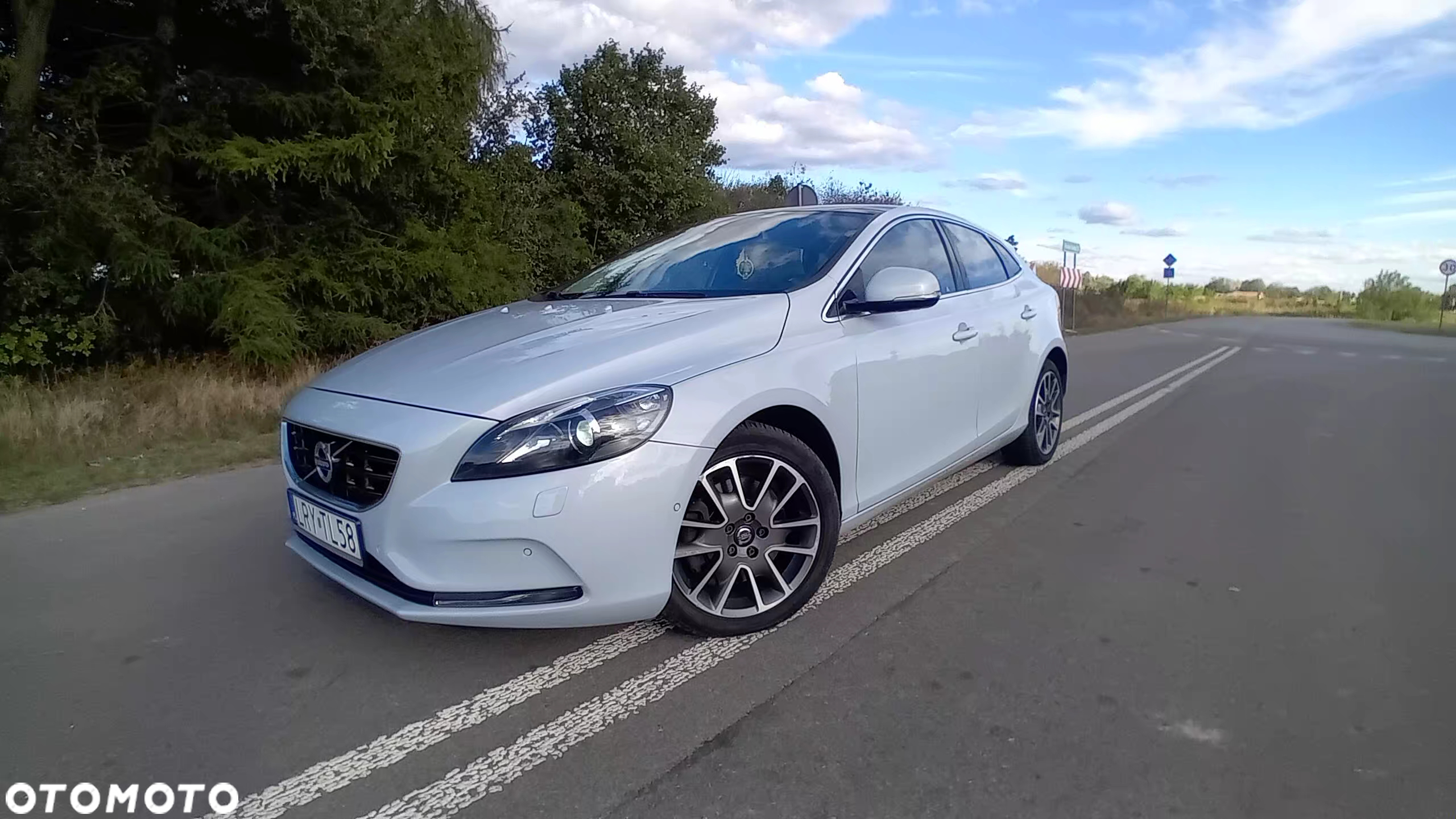 Volvo V40 D4 Drive-E Ocean Race - 4