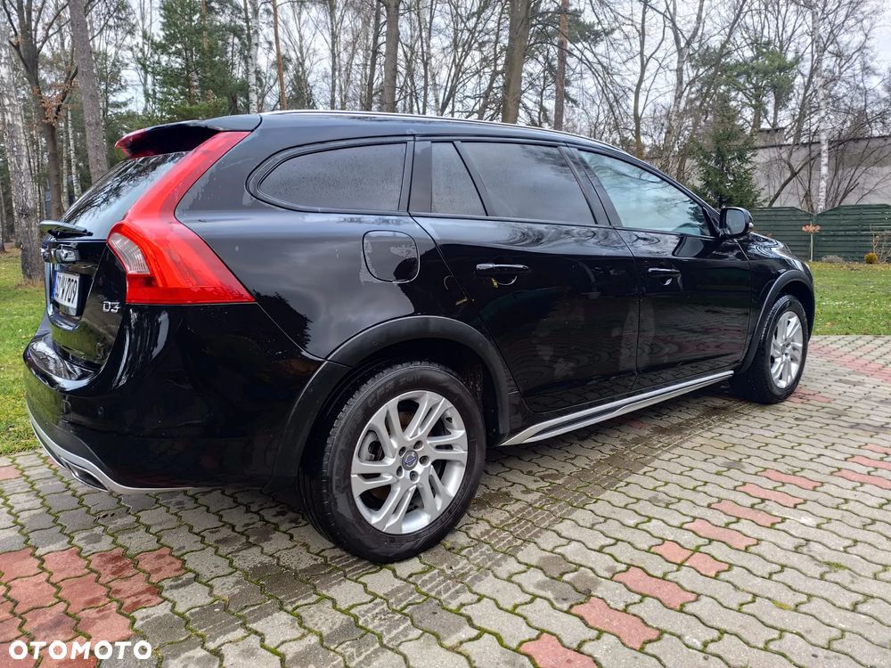 Volvo V60 Cross Country - 34