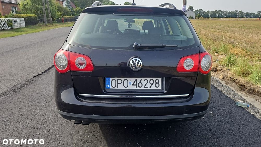 Volkswagen Passat 2.0 TDI Comfortline - 3