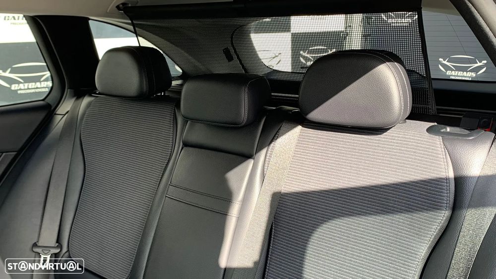 Mercedes-Benz C 300 e Avantgarde - 31