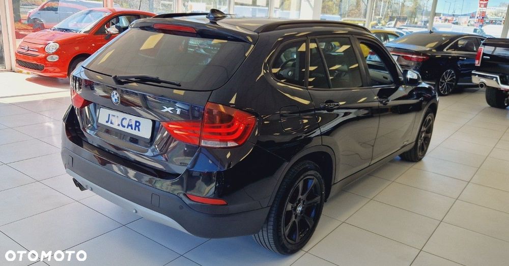 BMW X1 xDrive28i - 15