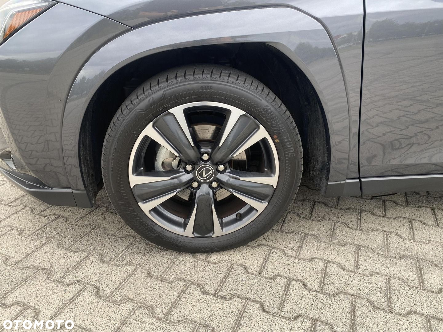 Lexus UX - 21