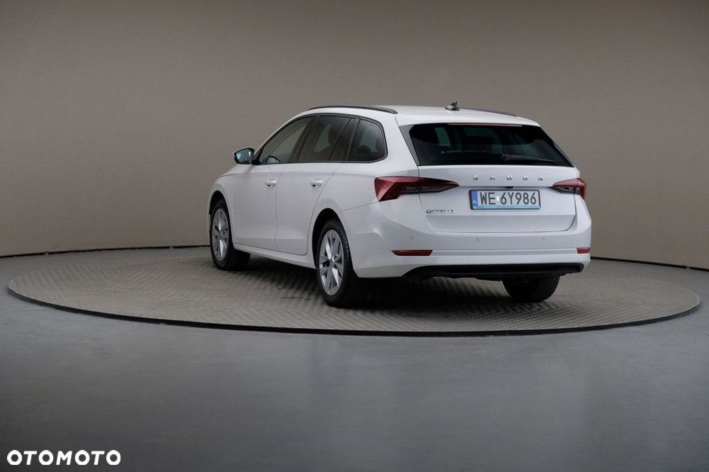 Skoda Octavia - 2