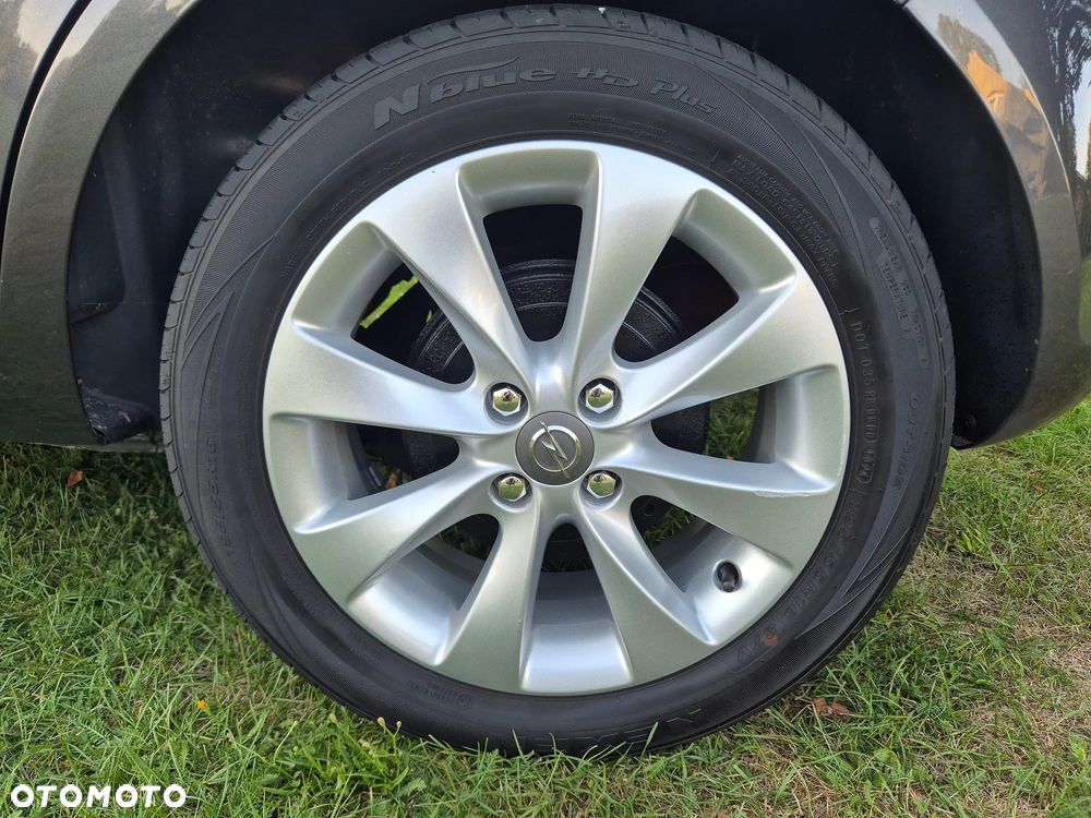 Opel Corsa 1.4 16V 150 Jahre - 24