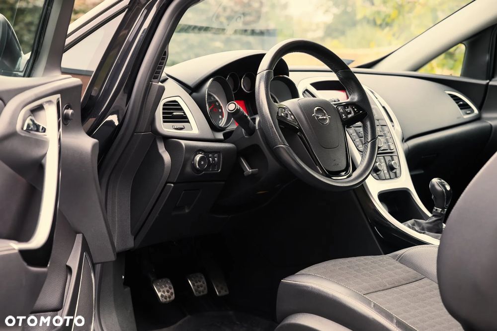 Opel Astra - 18