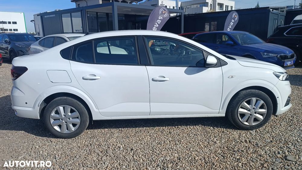 Dacia Logan TCe 90 MT6 Prestige - 4