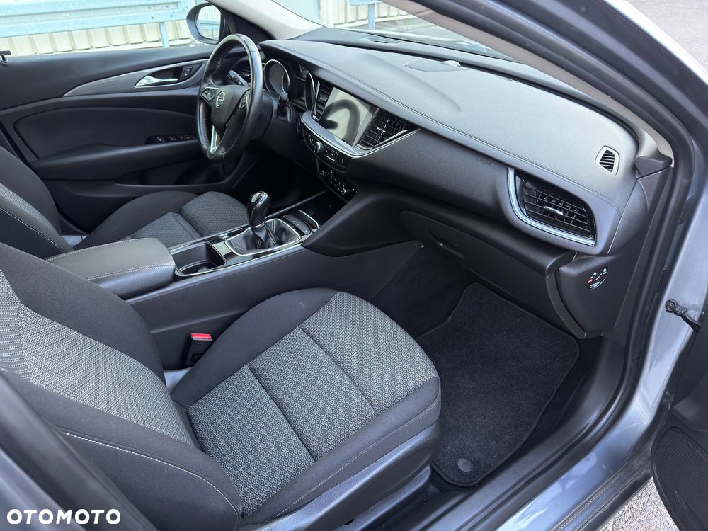 Opel Insignia - 13