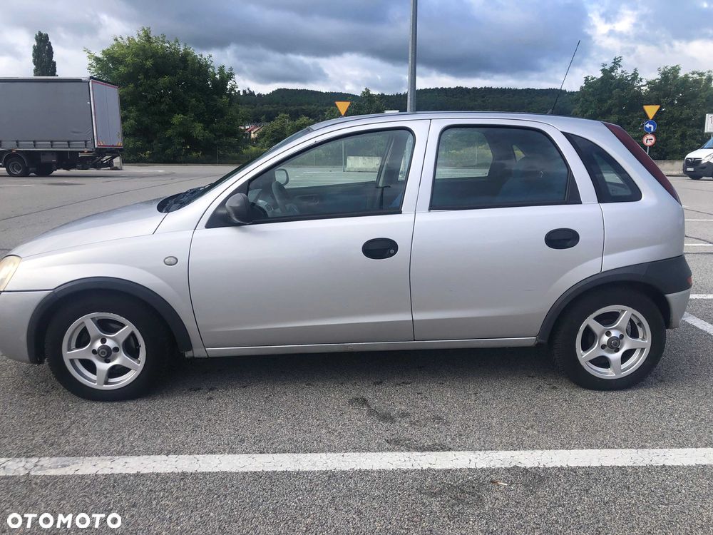 Opel Corsa - 2