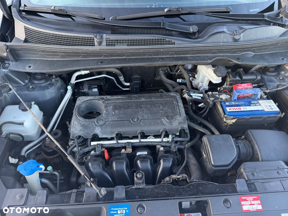 Kia Sportage 2.0 CVVT 4WD Automatik Vision - 24