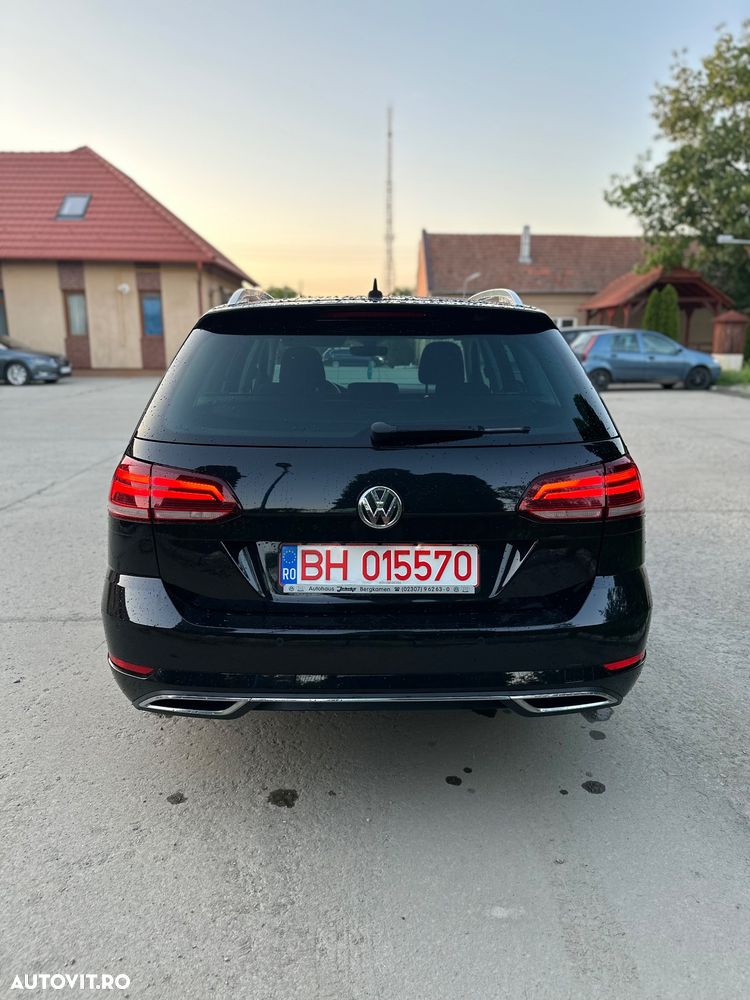 Volkswagen Golf - 4