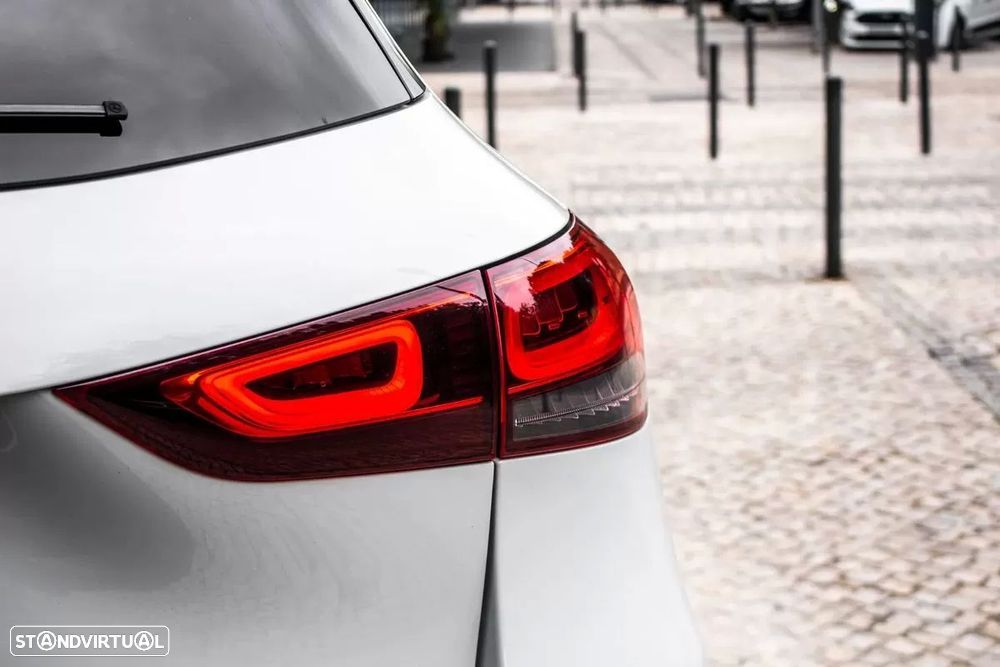 Mercedes-Benz GLA 250 e AMG Line - 11