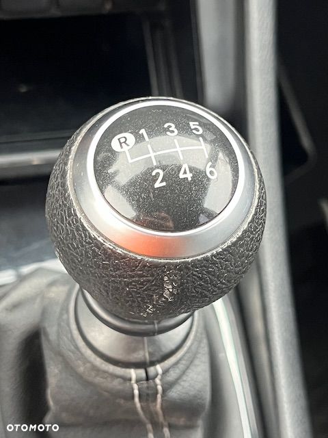 Toyota Auris 1.4 D-4D Comfort - 4