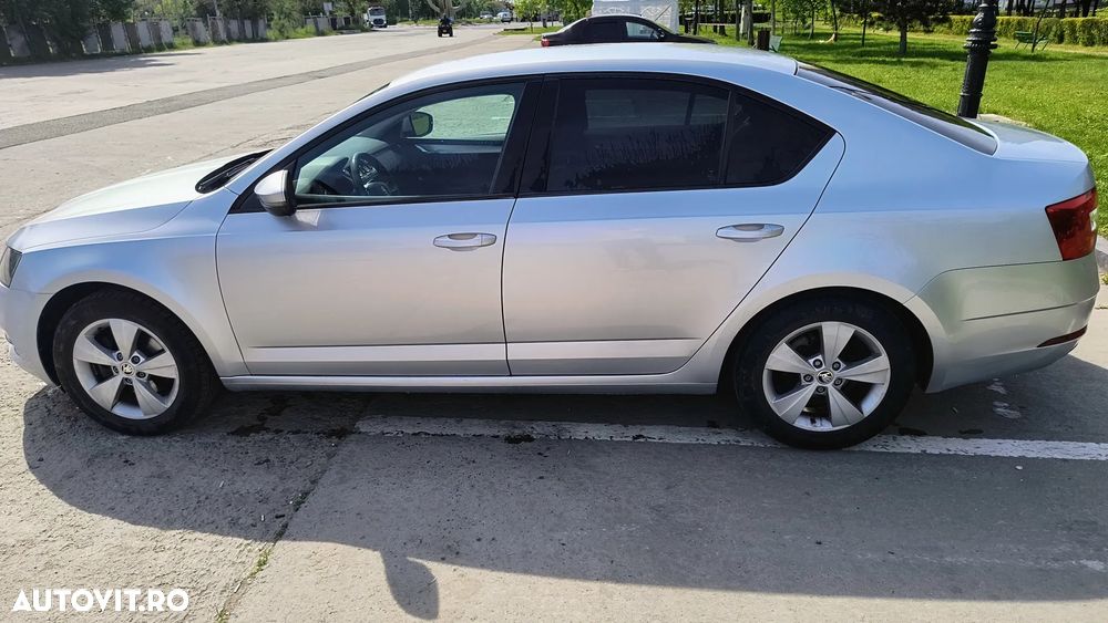 Skoda Octavia - 3