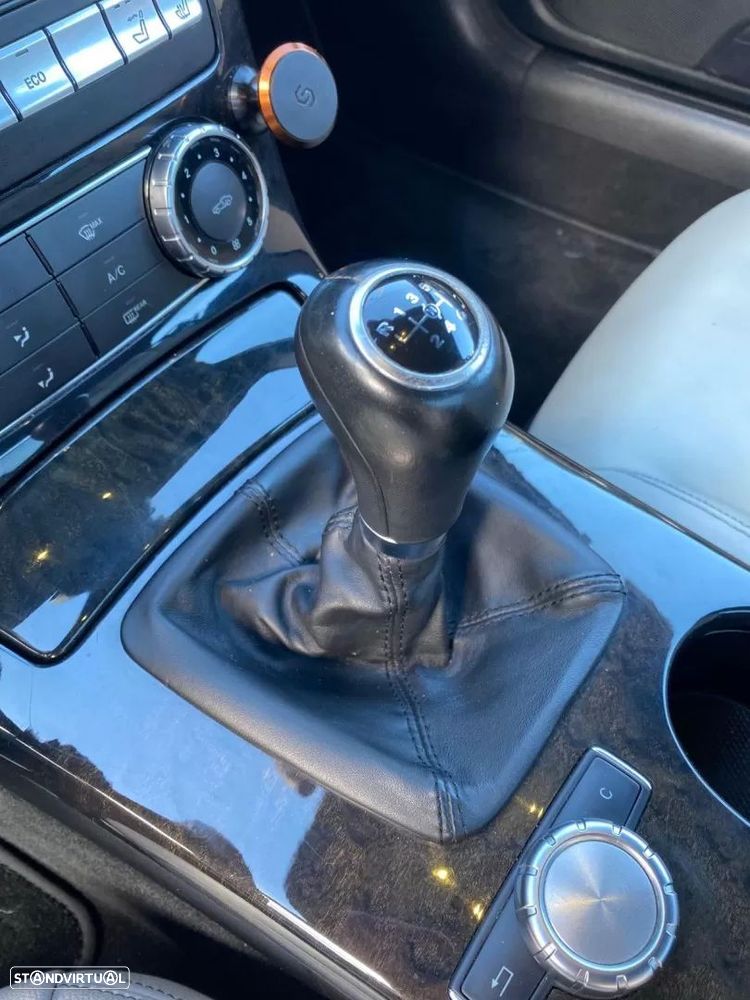 Mercedes-Benz SLK 200 (BlueEFFICIENCY) - 14