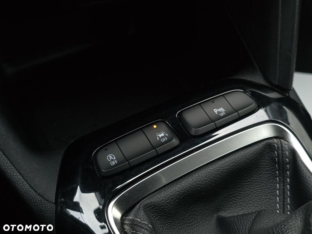 Opel Corsa 1.5 D Elegance S&S - 23