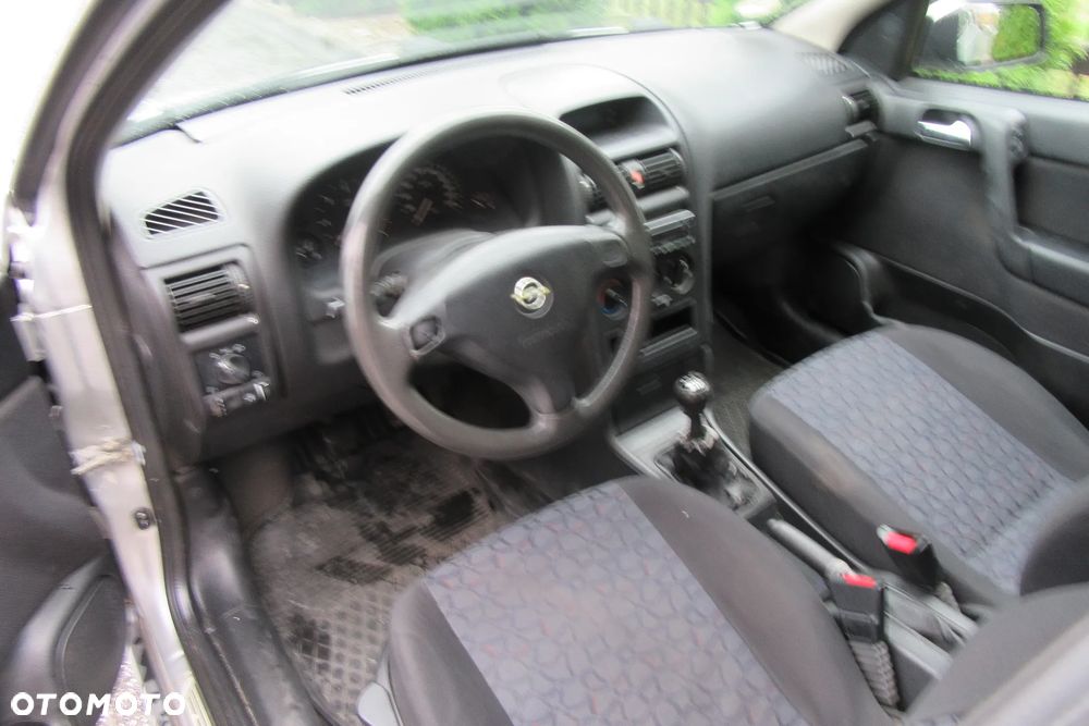 Opel Astra - 4