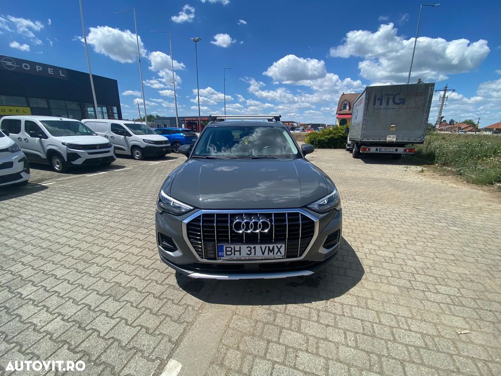 Audi Q3 - 1