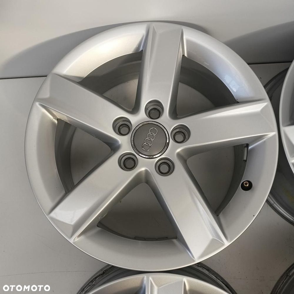 Alufelgi 5x112 16 Audi A4 B8 8K0071496 (H511) - 2
