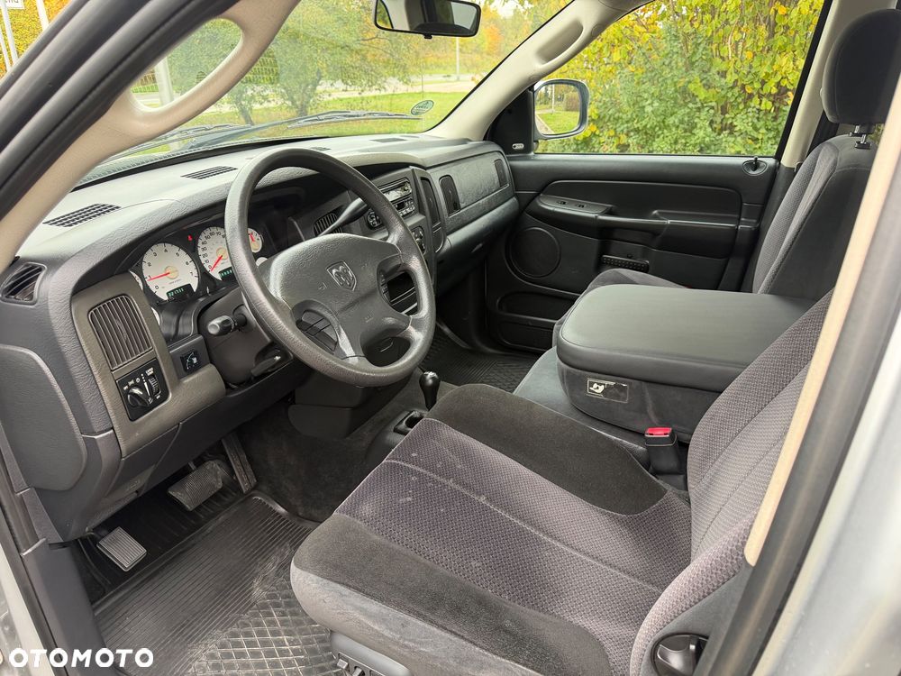 Dodge Ram 1500 2004 photo 5
