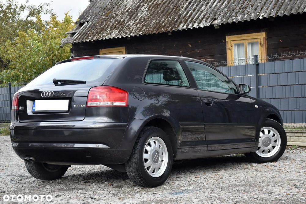 Audi A3 1.9 TDI Attraction - 12