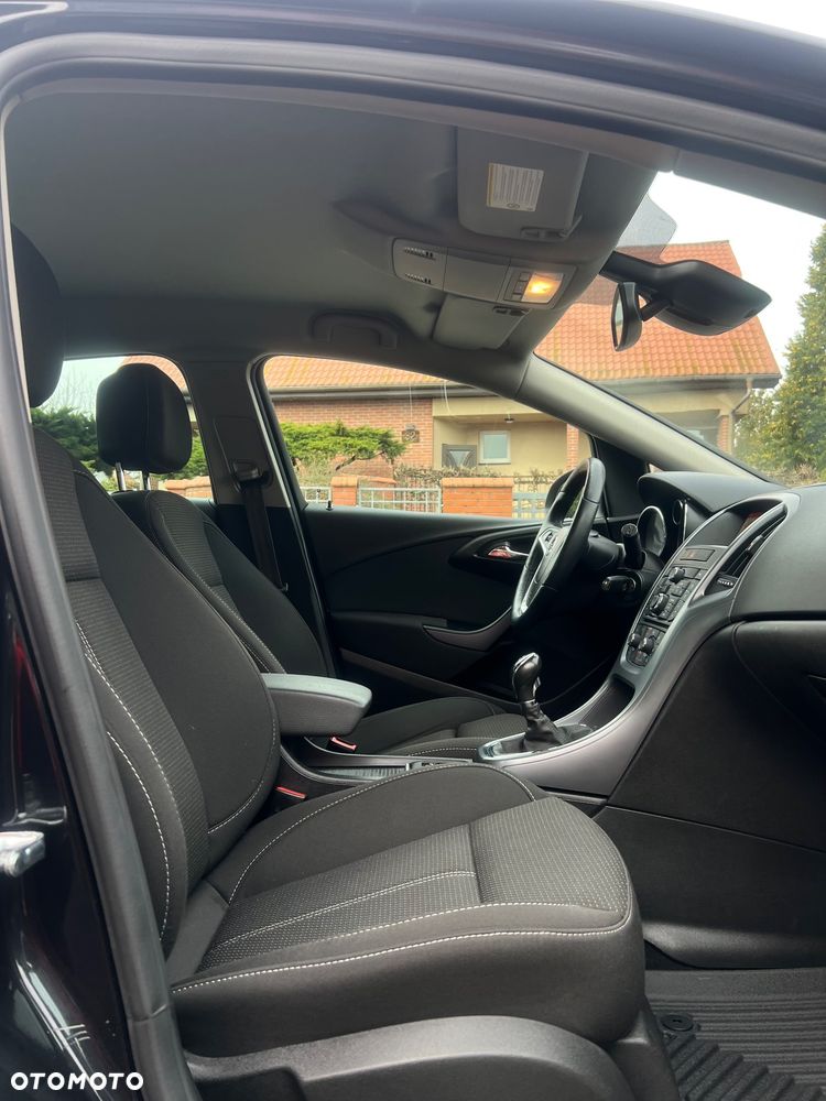 Opel Astra 1.4 T Enjoy EU6 - 27