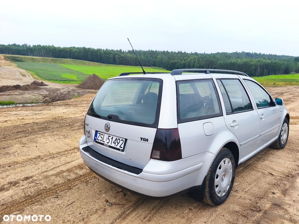 Volkswagen Golf 1.9 TDI - 4