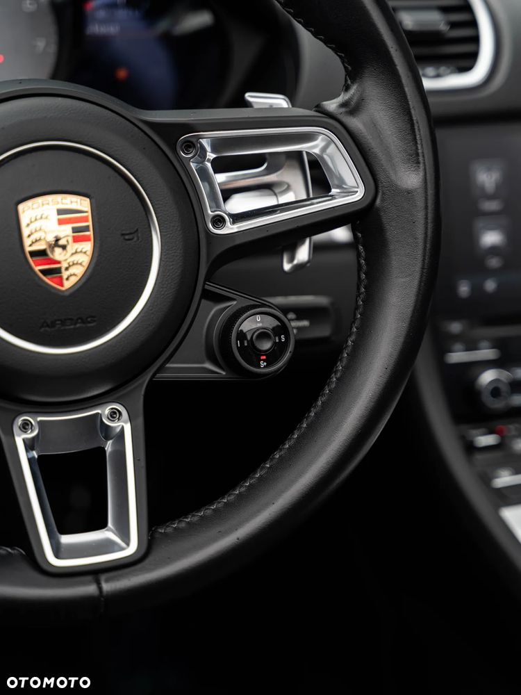 Porsche 718 Boxster S PDK - 27