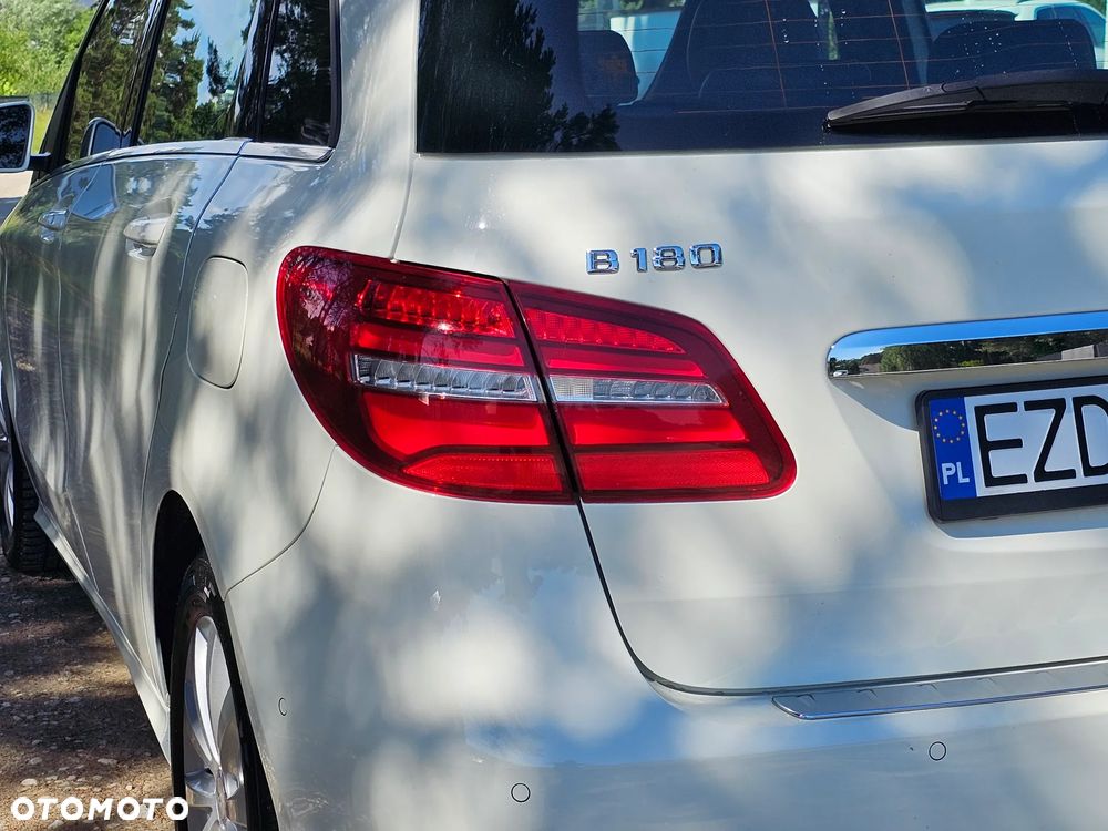 Mercedes-Benz Klasa B 180 Urban - 18