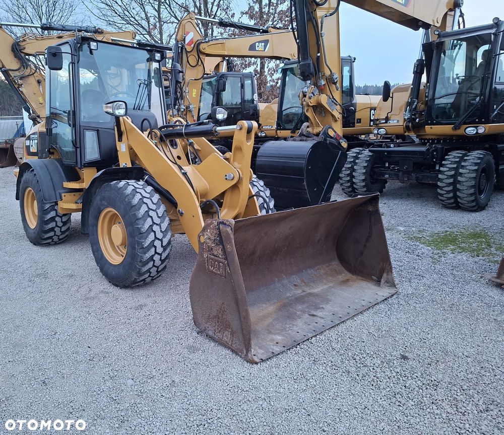 Caterpillar CAT 908 M - 11