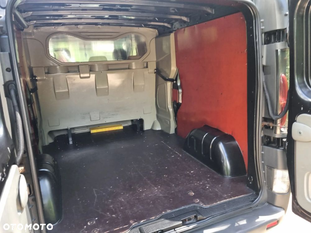 Renault Trafic - 22