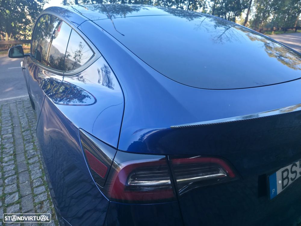 Tesla Model Y Long Range Dual Motor AWD - 7