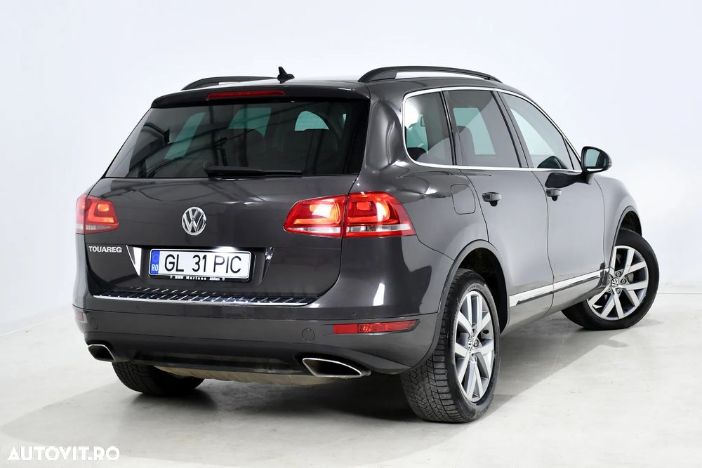Volkswagen Touareg 3.0 V6 TDI DPF Mountain - 10