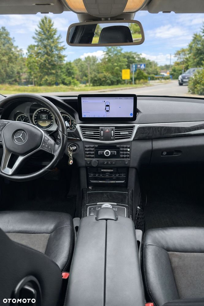 Mercedes-Benz Klasa E - 2