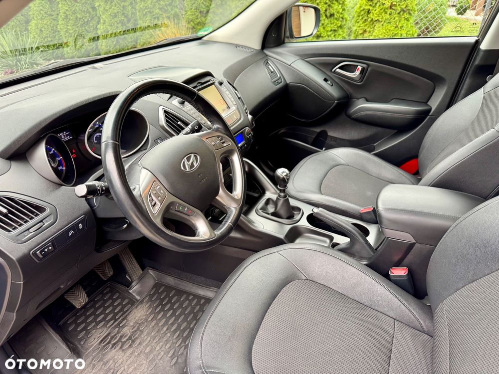 Hyundai ix35 blue 1.6 2WD Finale Gold - 20