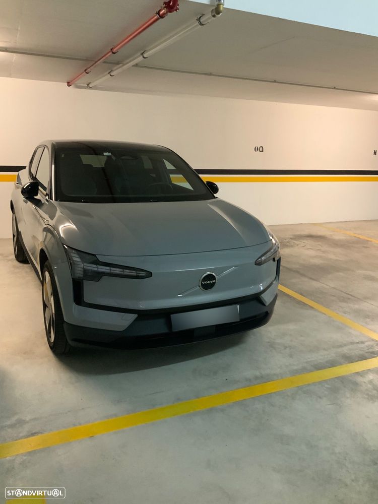 Volvo EX30 69 kWh Single Motor Extended Range Plus - 2