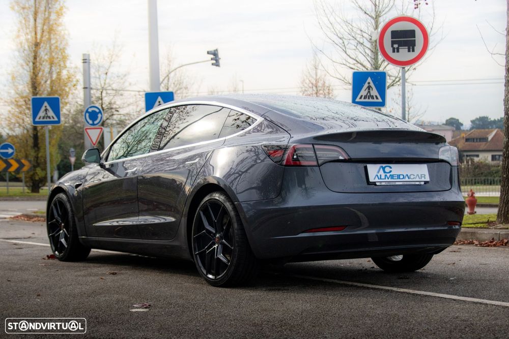 Tesla Model 3 Long-Range Dual Motor AWD - 19