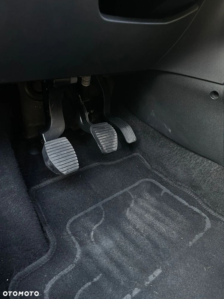 Citroën C3 1.5 BlueHDi Plus - 26