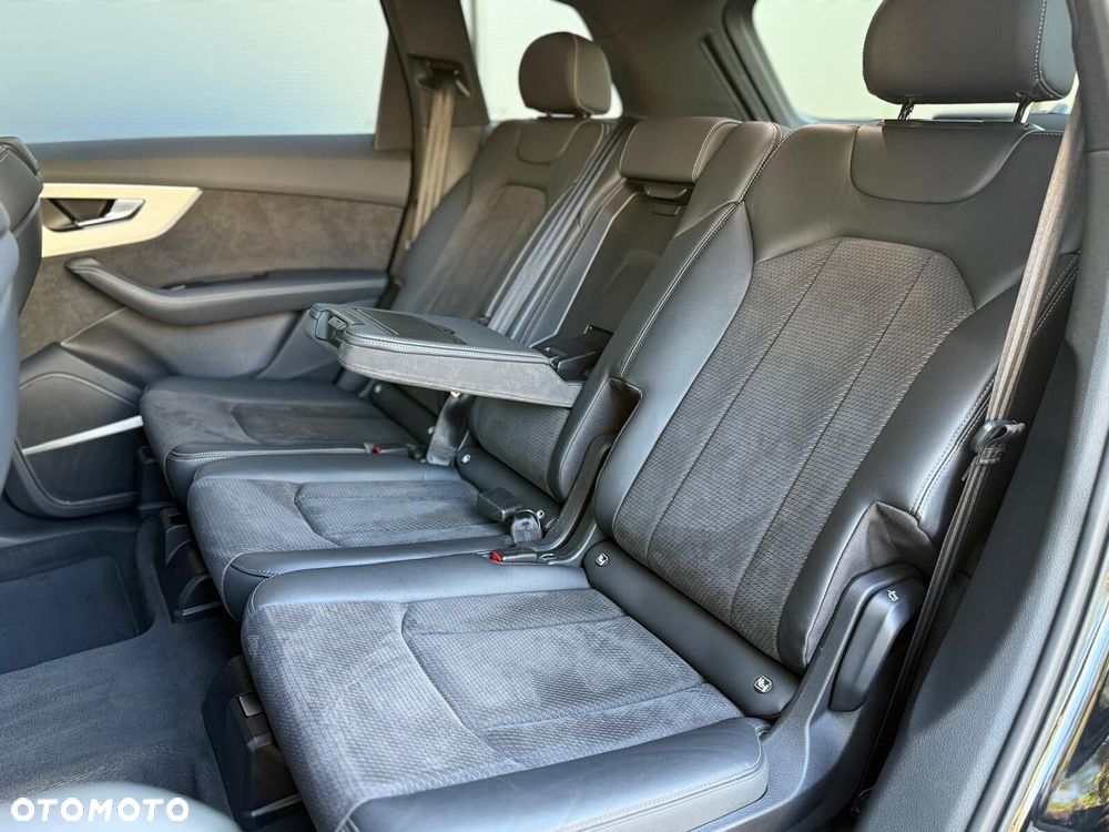 Audi Q7 - 18