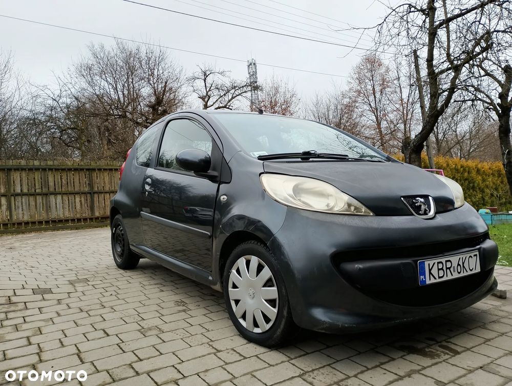 Peugeot 107 - 1