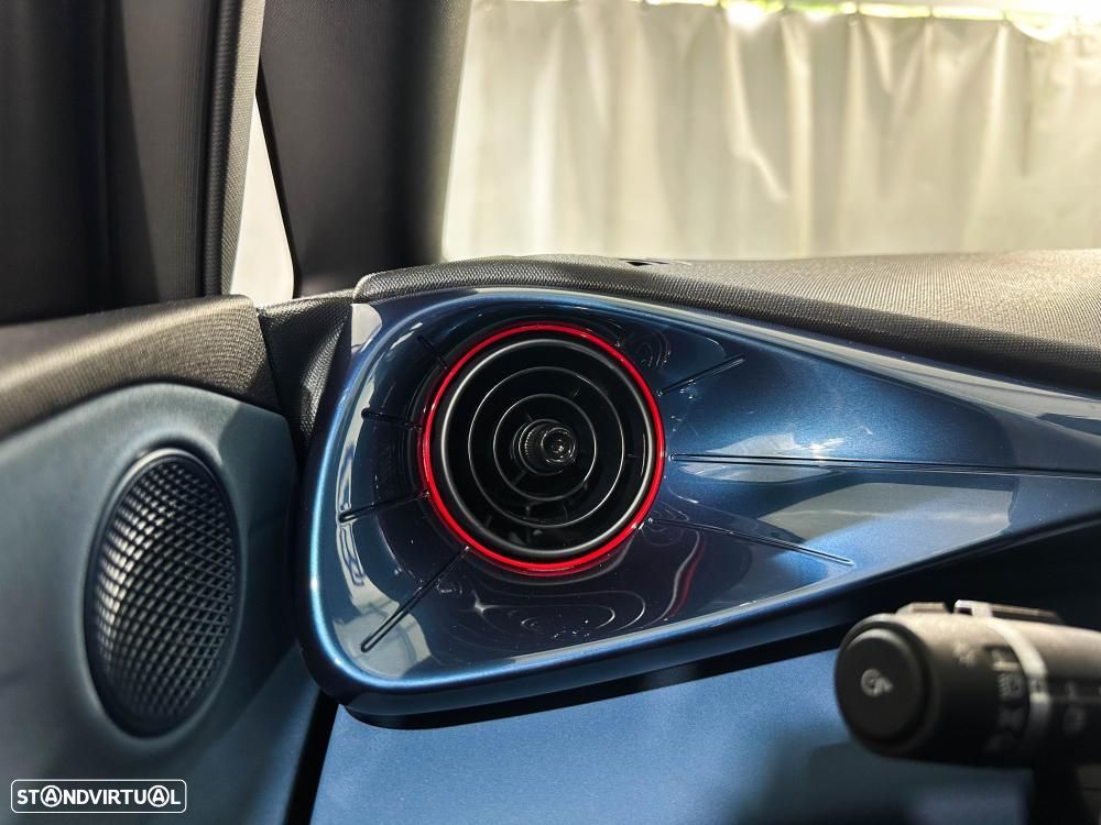 BYD Dolphin 60.4 kWh Design - 53