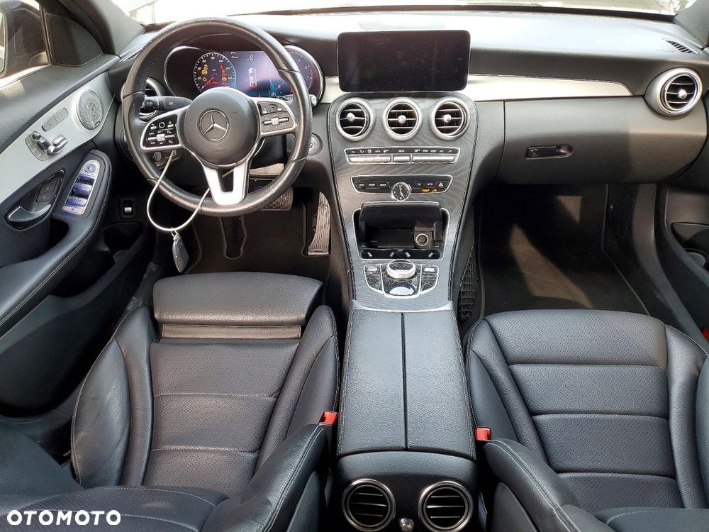 Mercedes-Benz Klasa C 300 9G-TRONIC Avantgarde - 7