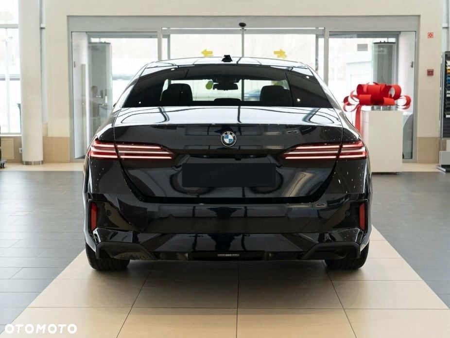 BMW Seria 5 520d mHEV M Sport - 5