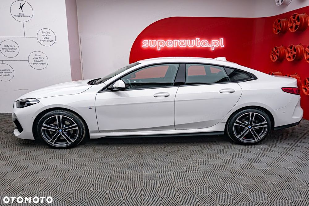 BMW Seria 2 216d M Sport - 5