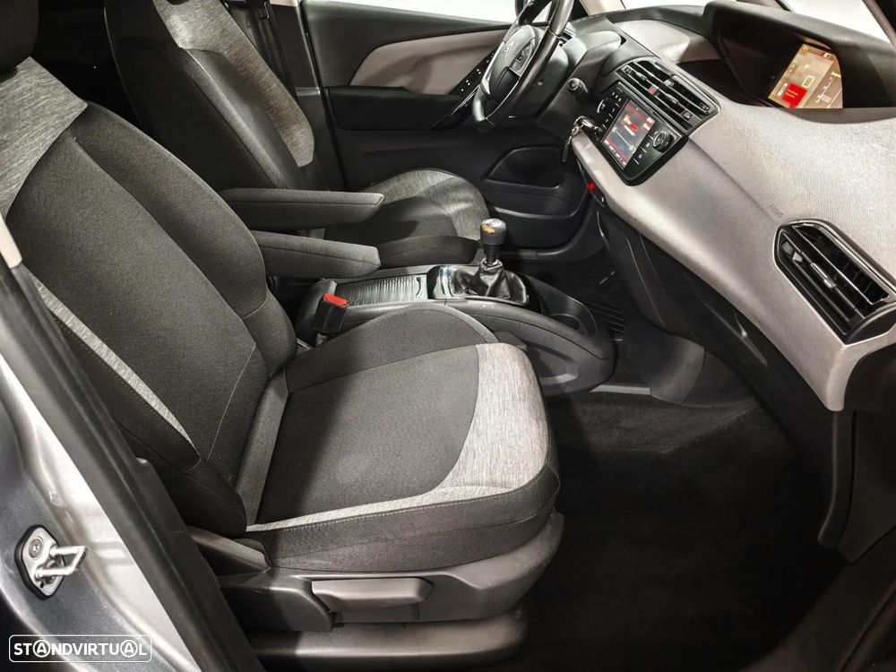Citroën C4 Grand Picasso 1.2 PureTech Intensive - 24