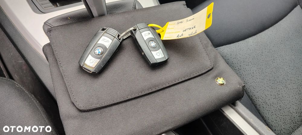 BMW Seria 3 - 18