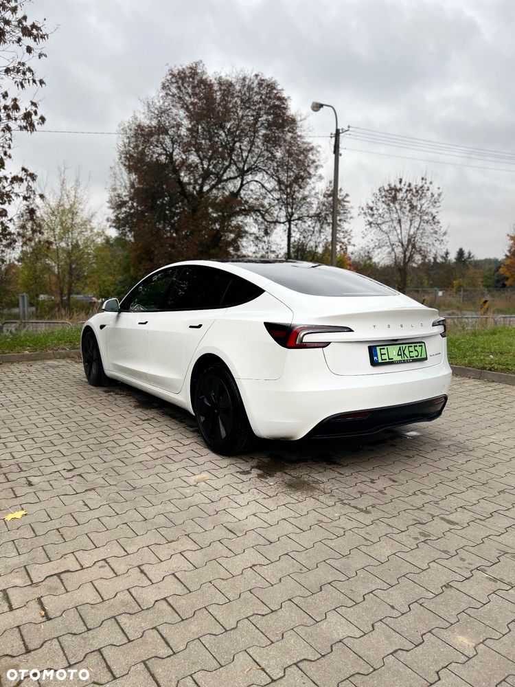 Tesla Model 3 Long Range AWD - 8