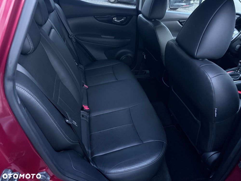 Nissan Qashqai 1.6 dCi Tekna S&S - 32