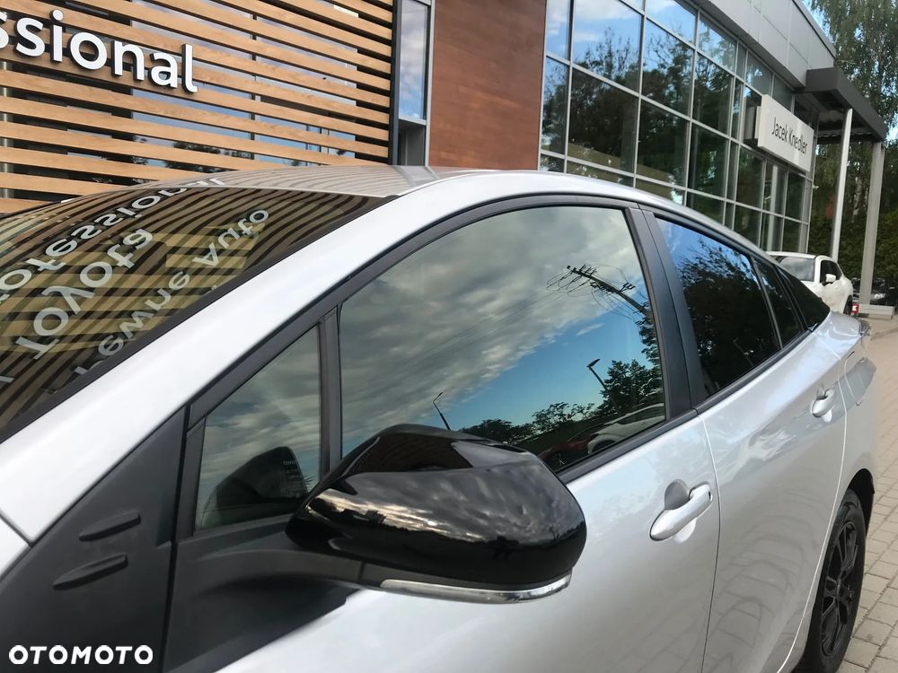 Toyota Prius 1.8 Hybrid Premium - 15