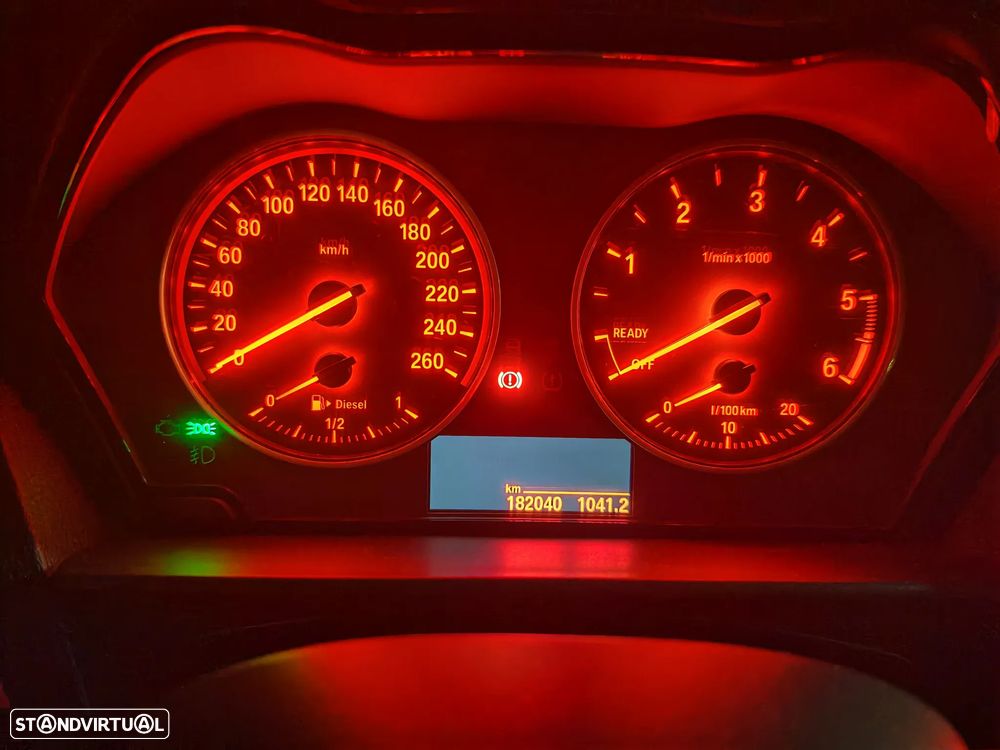 BMW 116 d EfficientDynamics Edition - 12