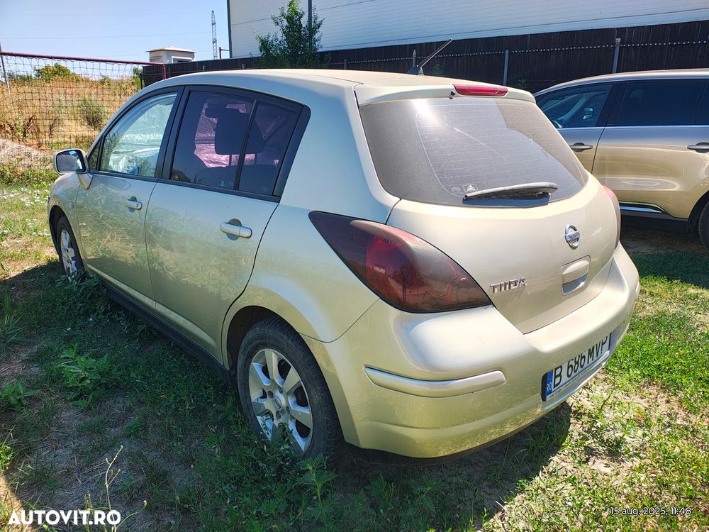 Nissan Tiida